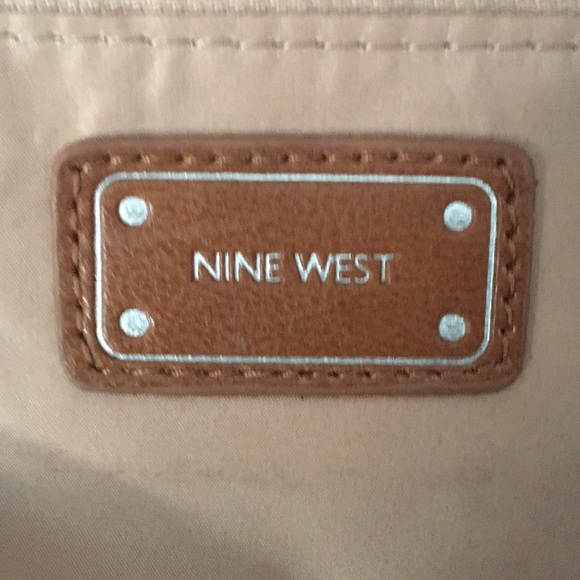 Nine West Bucket Bag - Picture 5 of 7